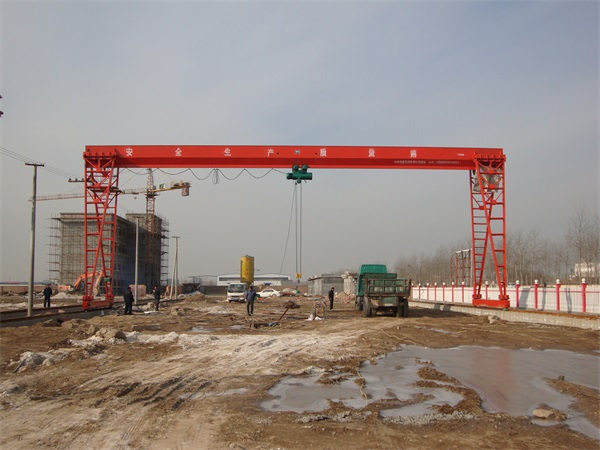 電動葫蘆門式起重機